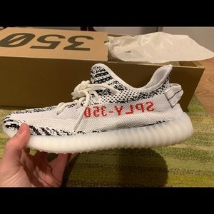 Adidas yeezy boost 350 v2 “zebra”
